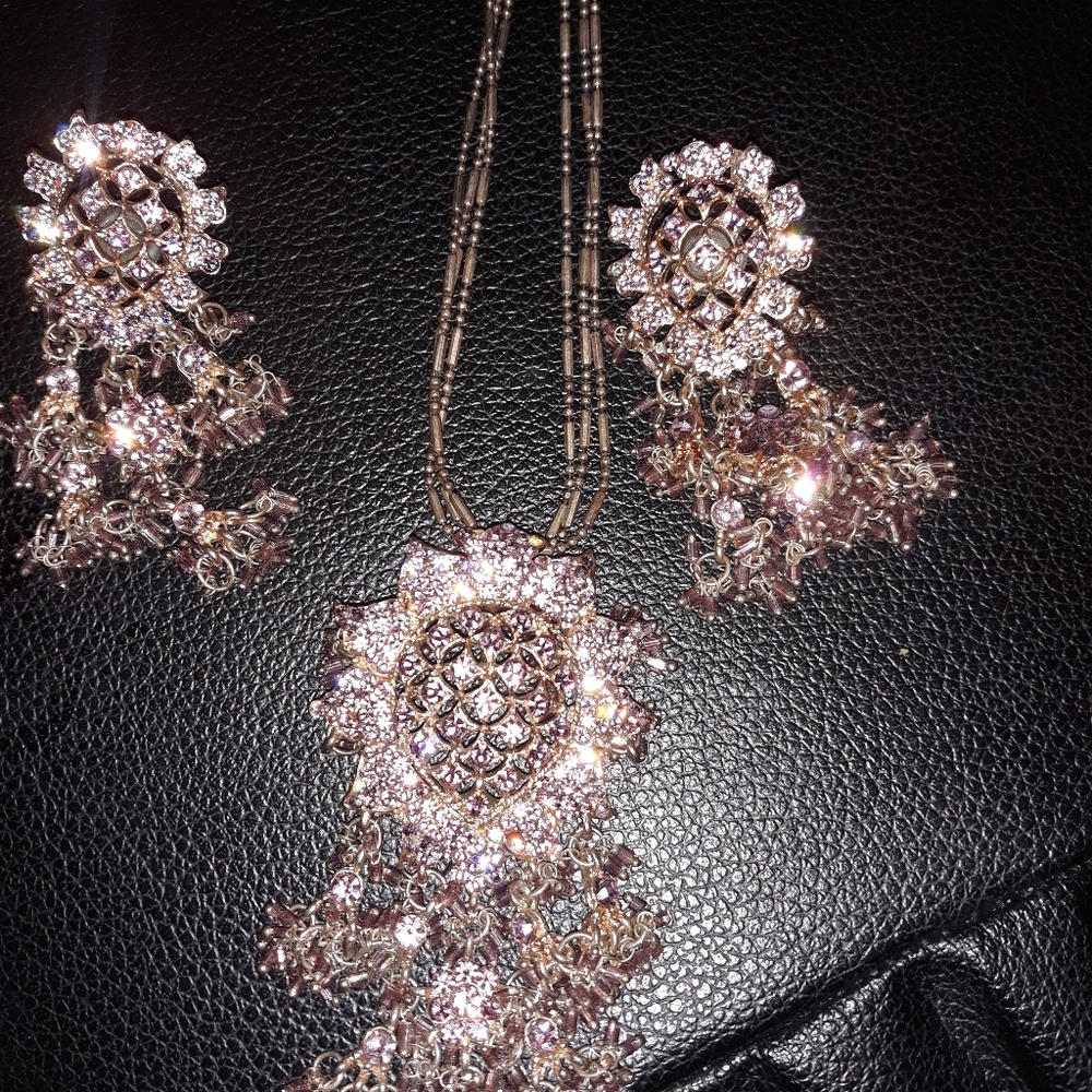 Necklace and earring